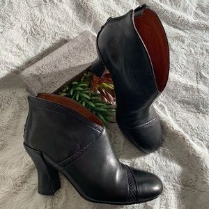 Umberto Raffini Signature Ankle Boots